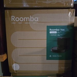 iRobot Roomba Vac 2 Essential in Black